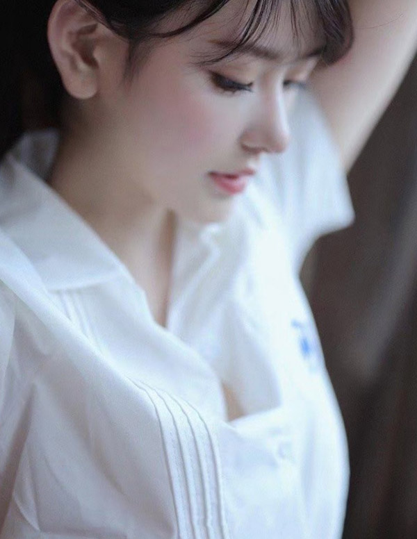 迪拜大学生伴游